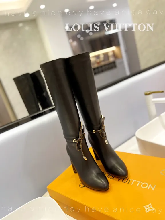 Louis Vuitton Shoe 